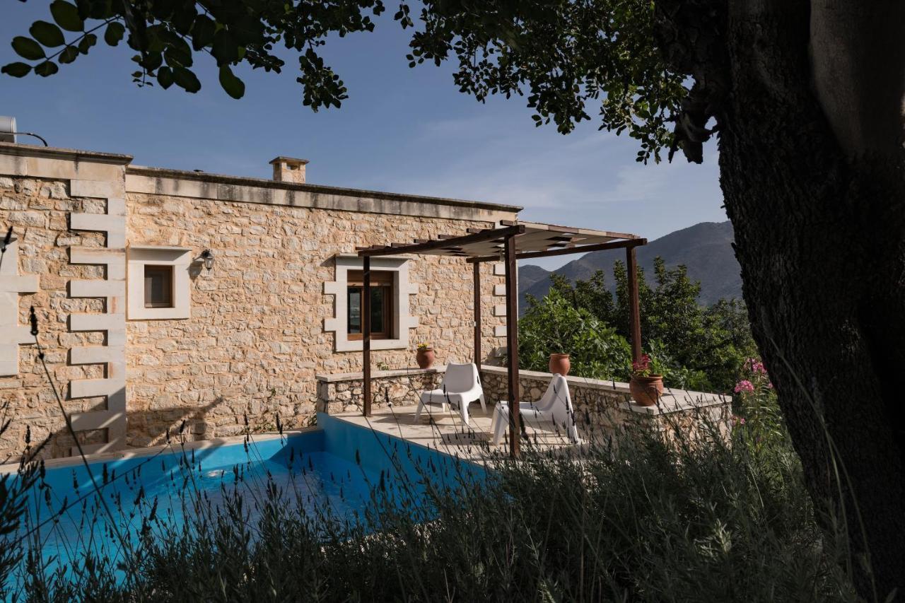 Koules Estate, With Private Pools & Bbq - Embracing Nature, By Thinkvilla Argouli Exterior photo