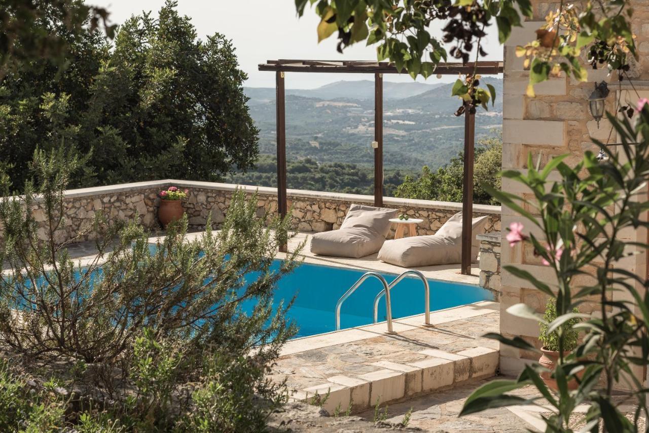 Koules Estate, With Private Pools & Bbq - Embracing Nature, By Thinkvilla Argouli Exterior photo
