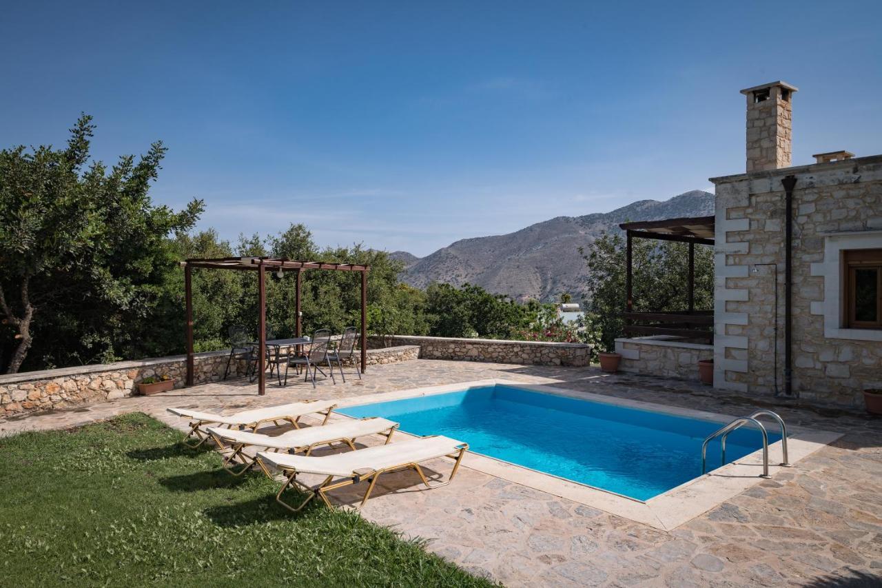 Koules Estate, With Private Pools & Bbq - Embracing Nature, By Thinkvilla Argouli Exterior photo