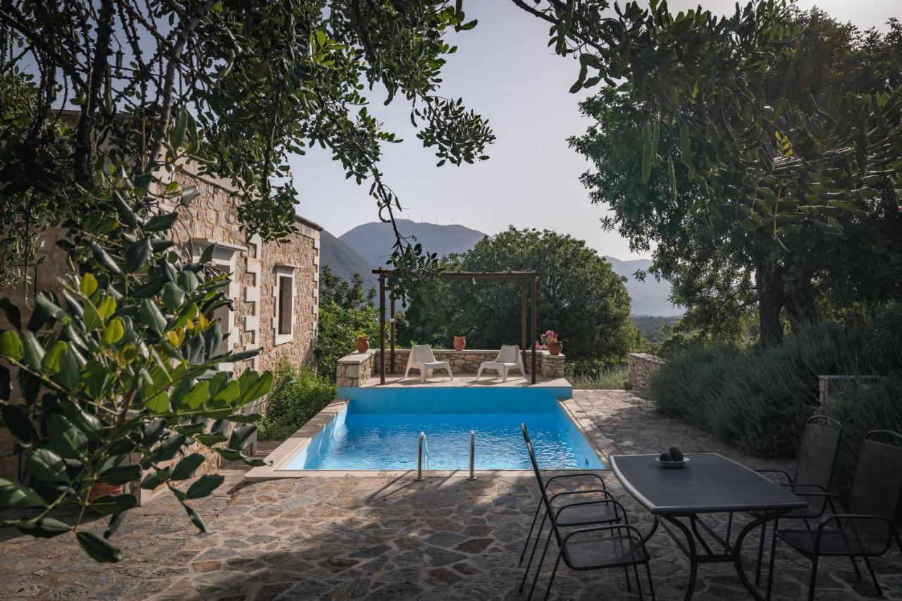 Koules Estate, With Private Pools & Bbq - Embracing Nature, By Thinkvilla Argouli Exterior photo