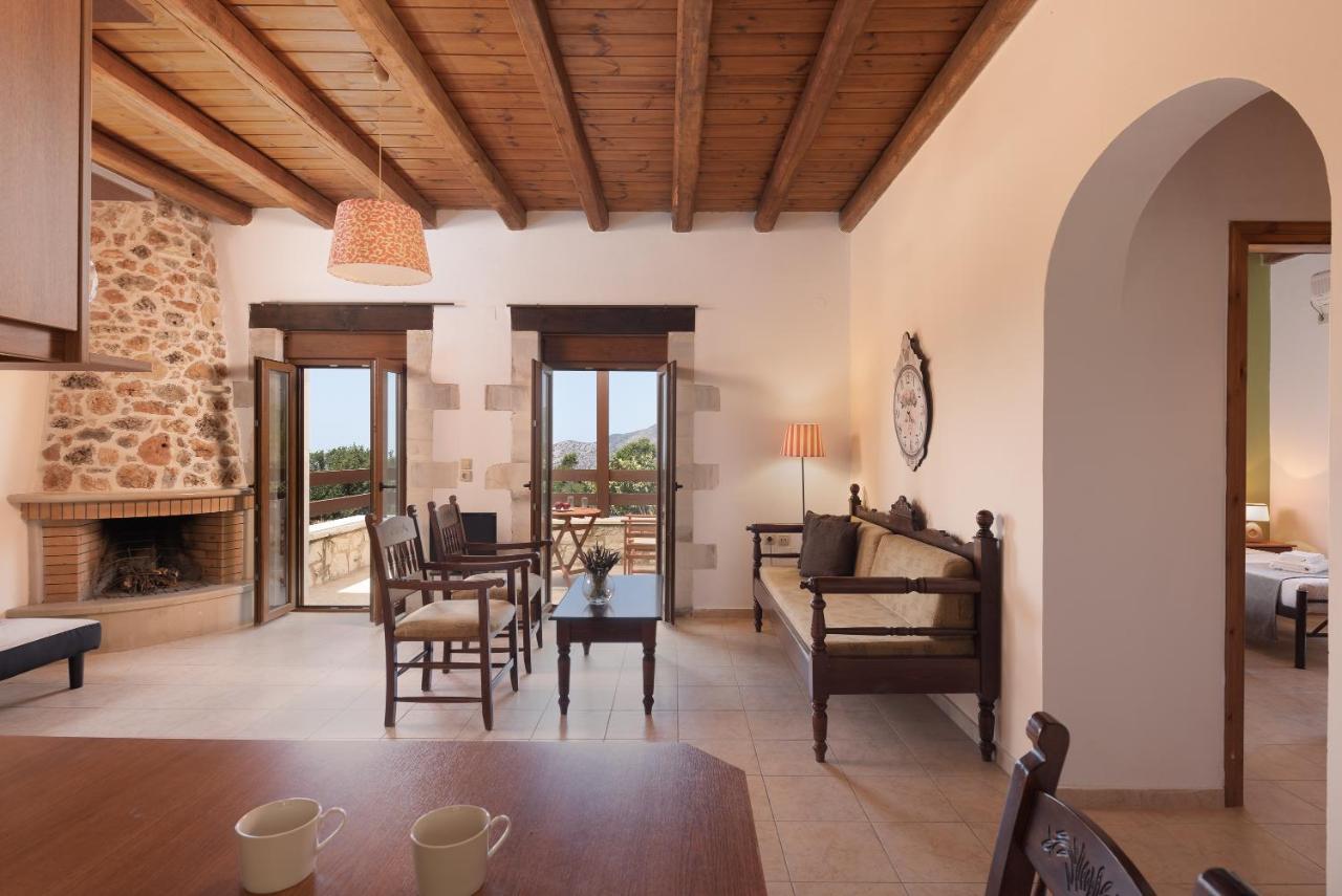 Koules Estate, With Private Pools & Bbq - Embracing Nature, By Thinkvilla Argouli Exterior photo