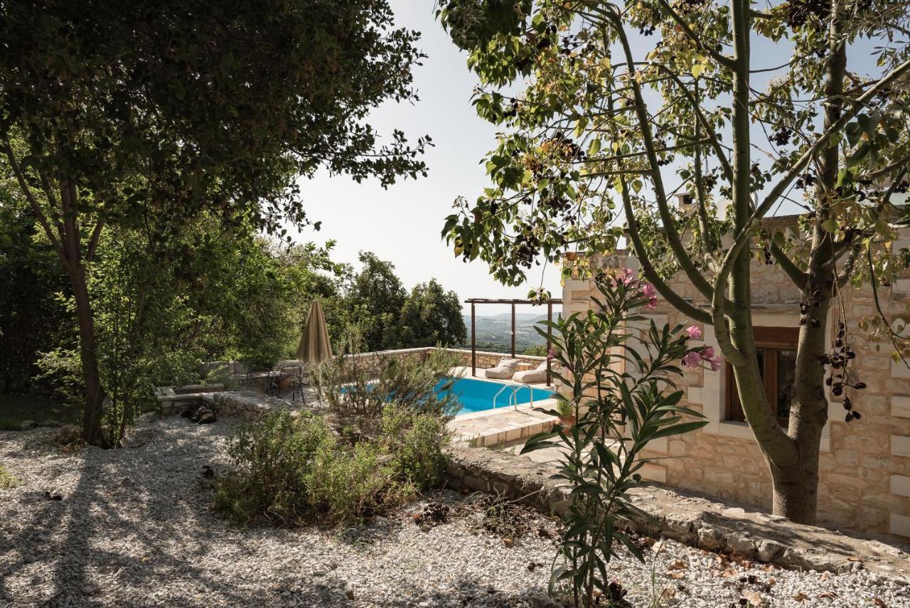 Koules Estate, With Private Pools & Bbq - Embracing Nature, By Thinkvilla Argouli Exterior photo
