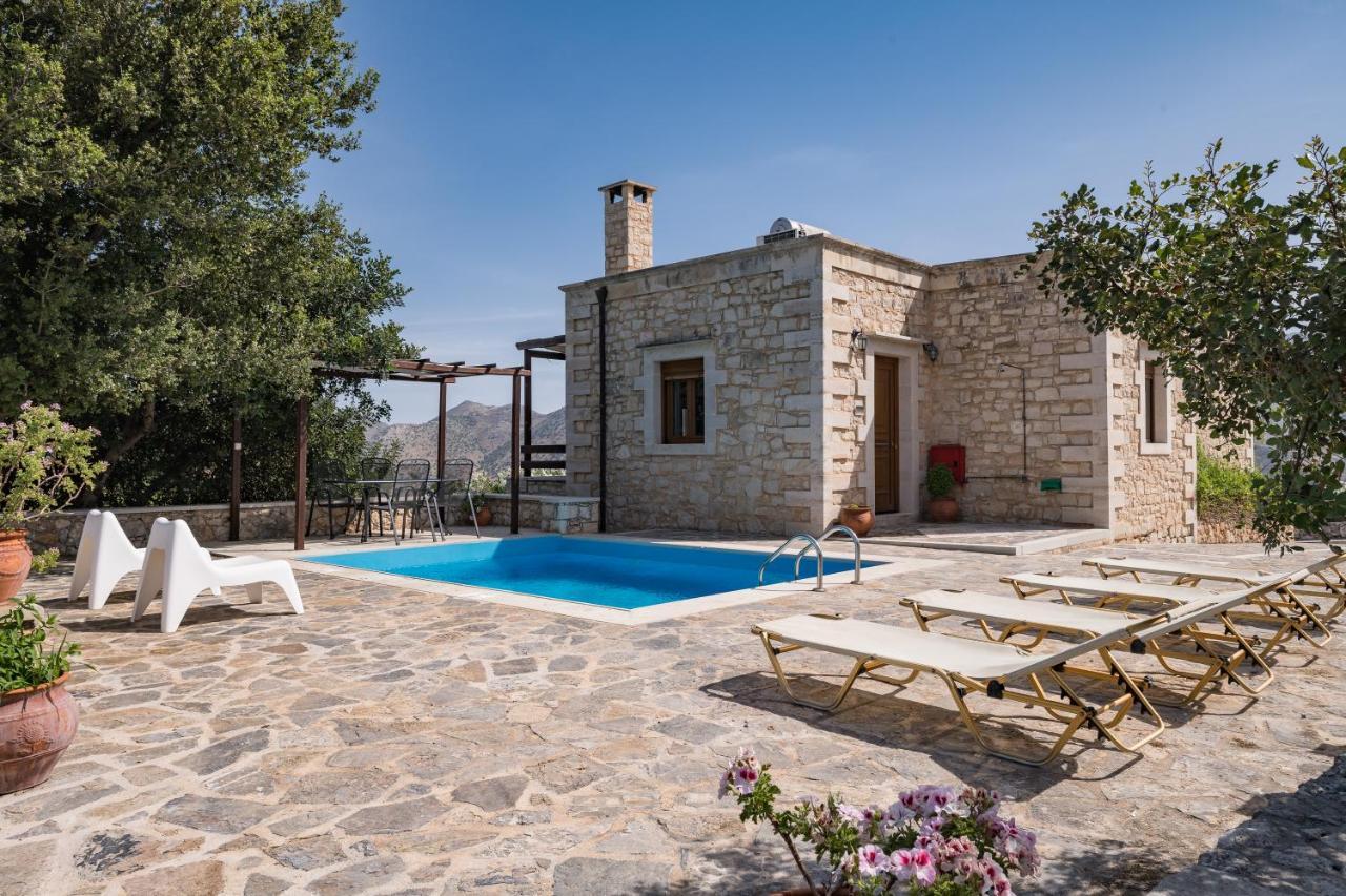Koules Estate, With Private Pools & Bbq - Embracing Nature, By Thinkvilla Argouli Exterior photo