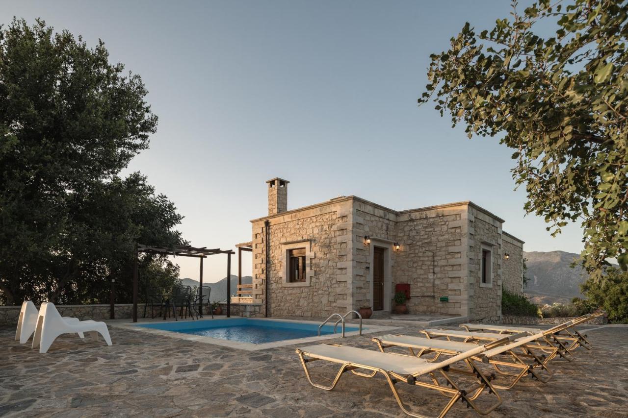 Koules Estate, With Private Pools & Bbq - Embracing Nature, By Thinkvilla Argouli Exterior photo