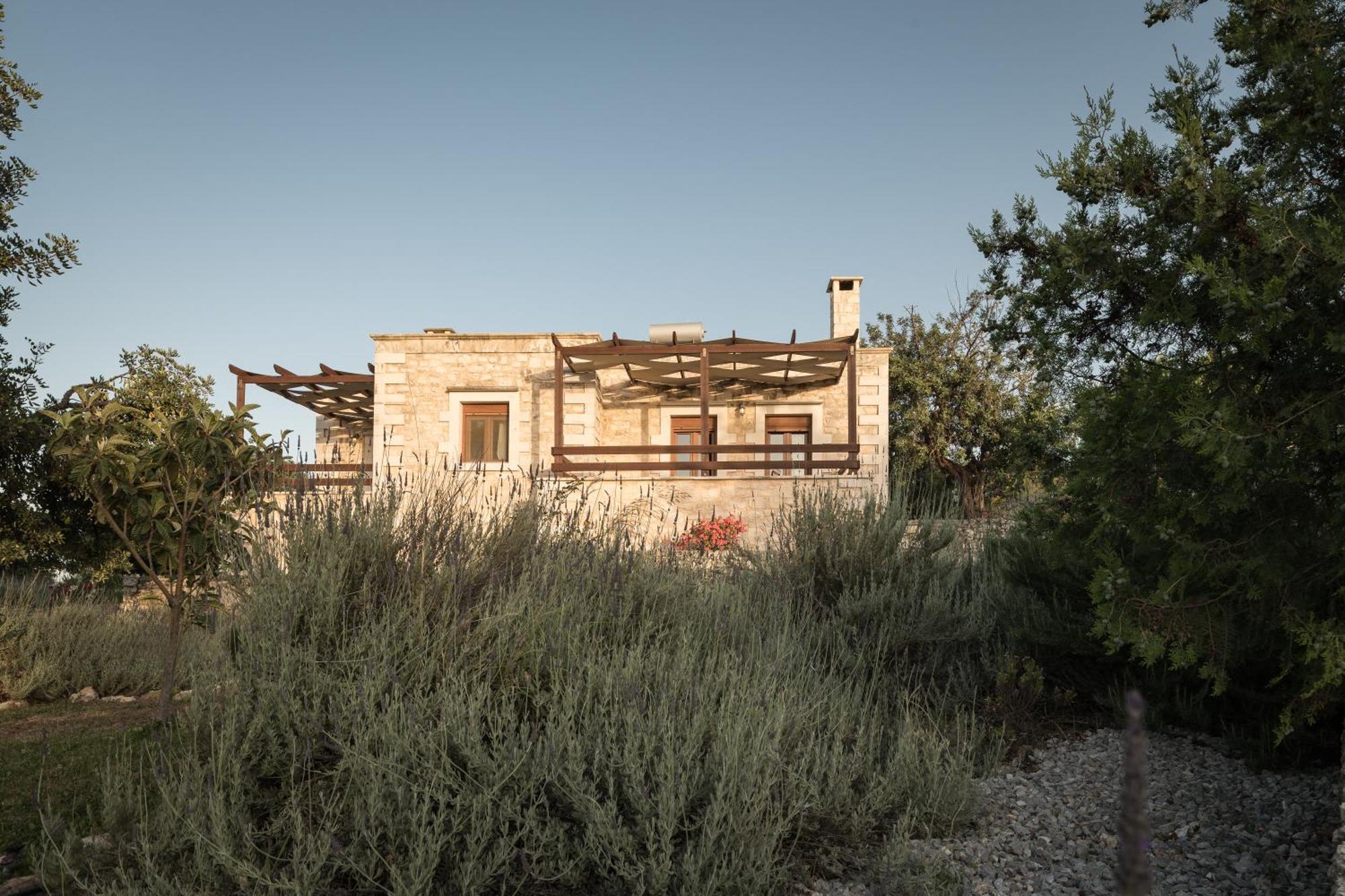 Koules Estate, With Private Pools & Bbq - Embracing Nature, By Thinkvilla Argouli Room photo