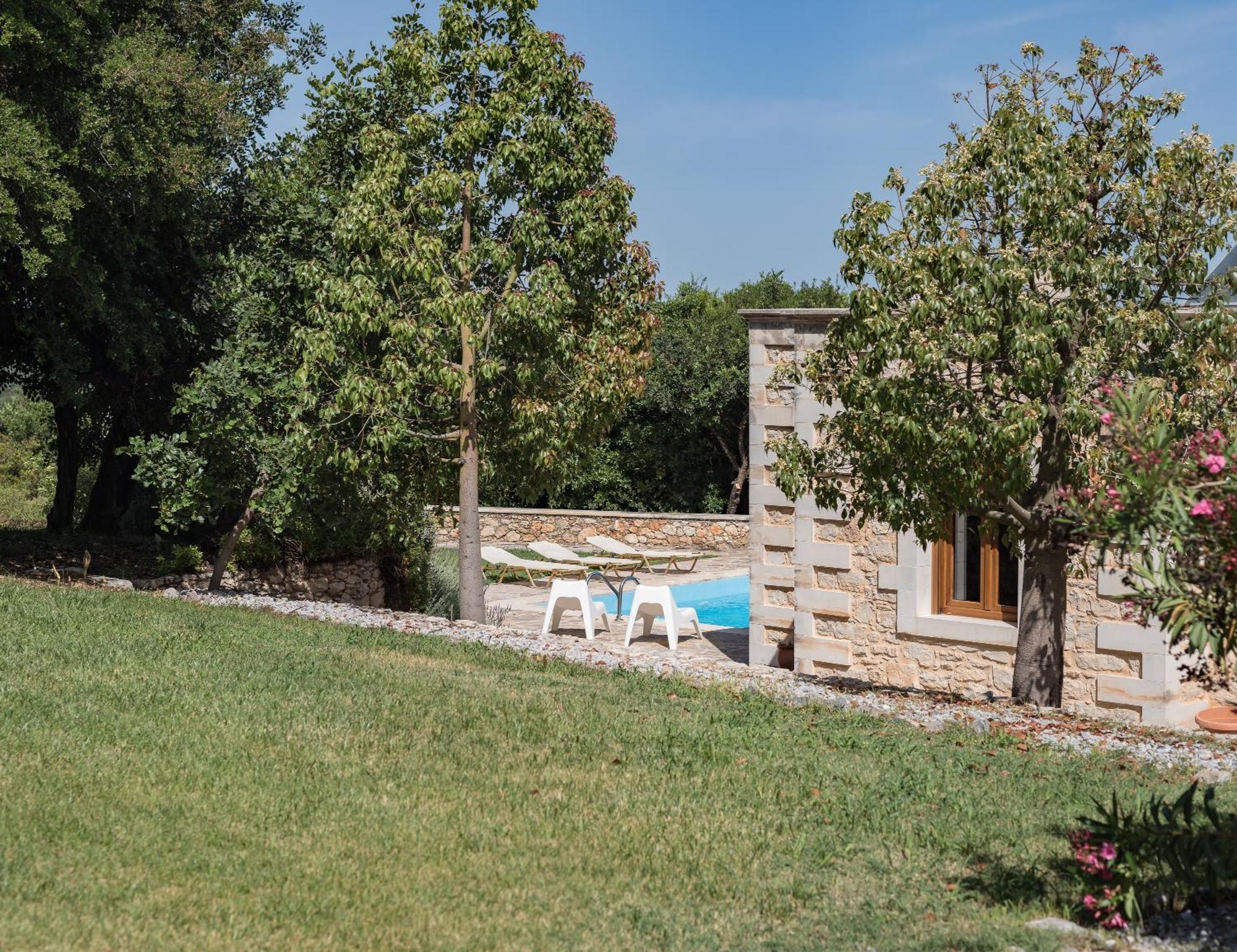Koules Estate, With Private Pools & Bbq - Embracing Nature, By Thinkvilla Argouli Room photo